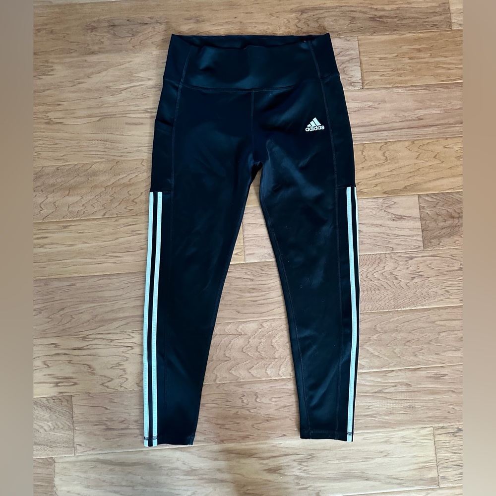 Adidas leggings. Size L